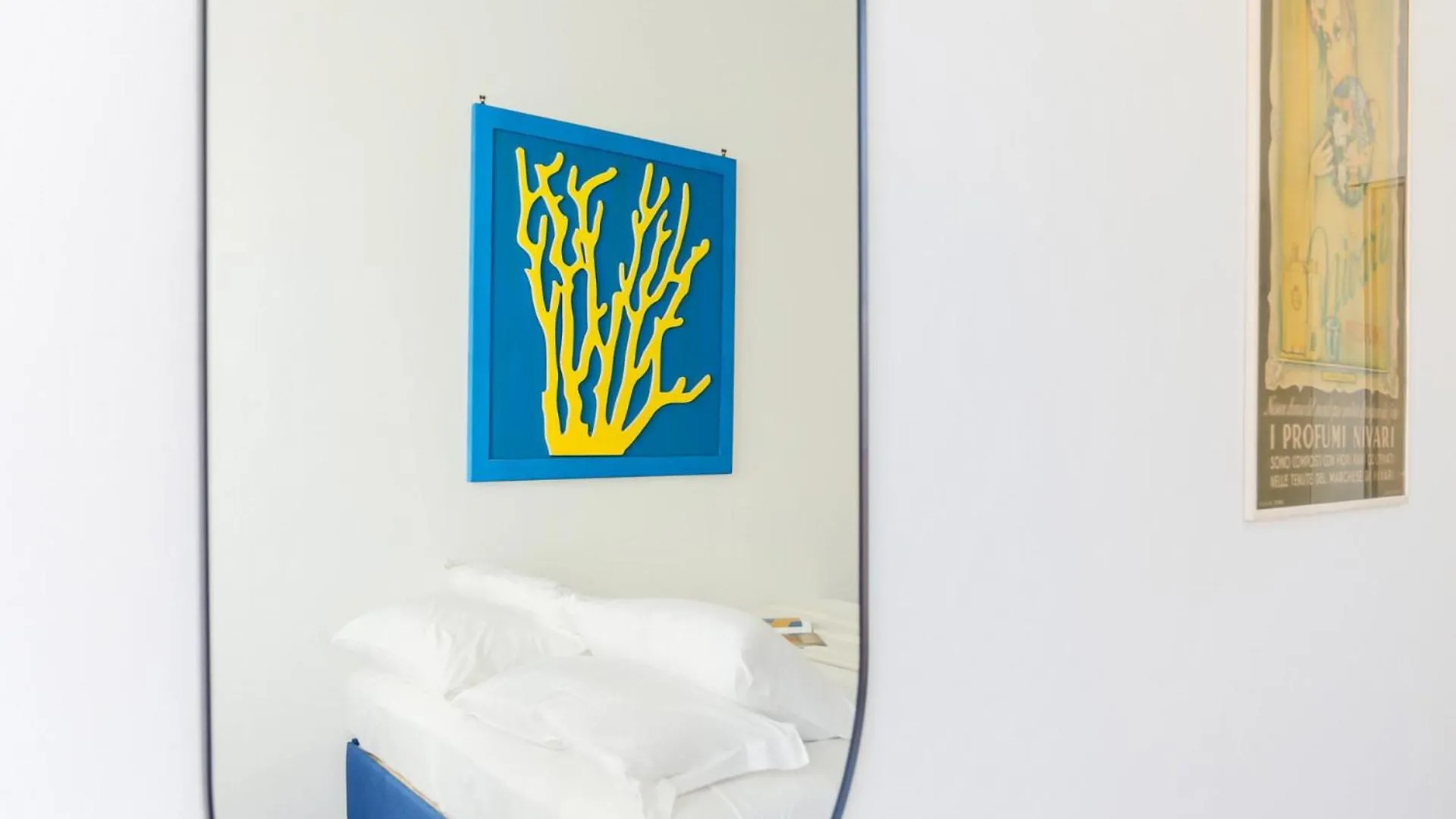 The Best Rent - Spacious And Renovated Multi-Room Apartment In The Missori Area Milán